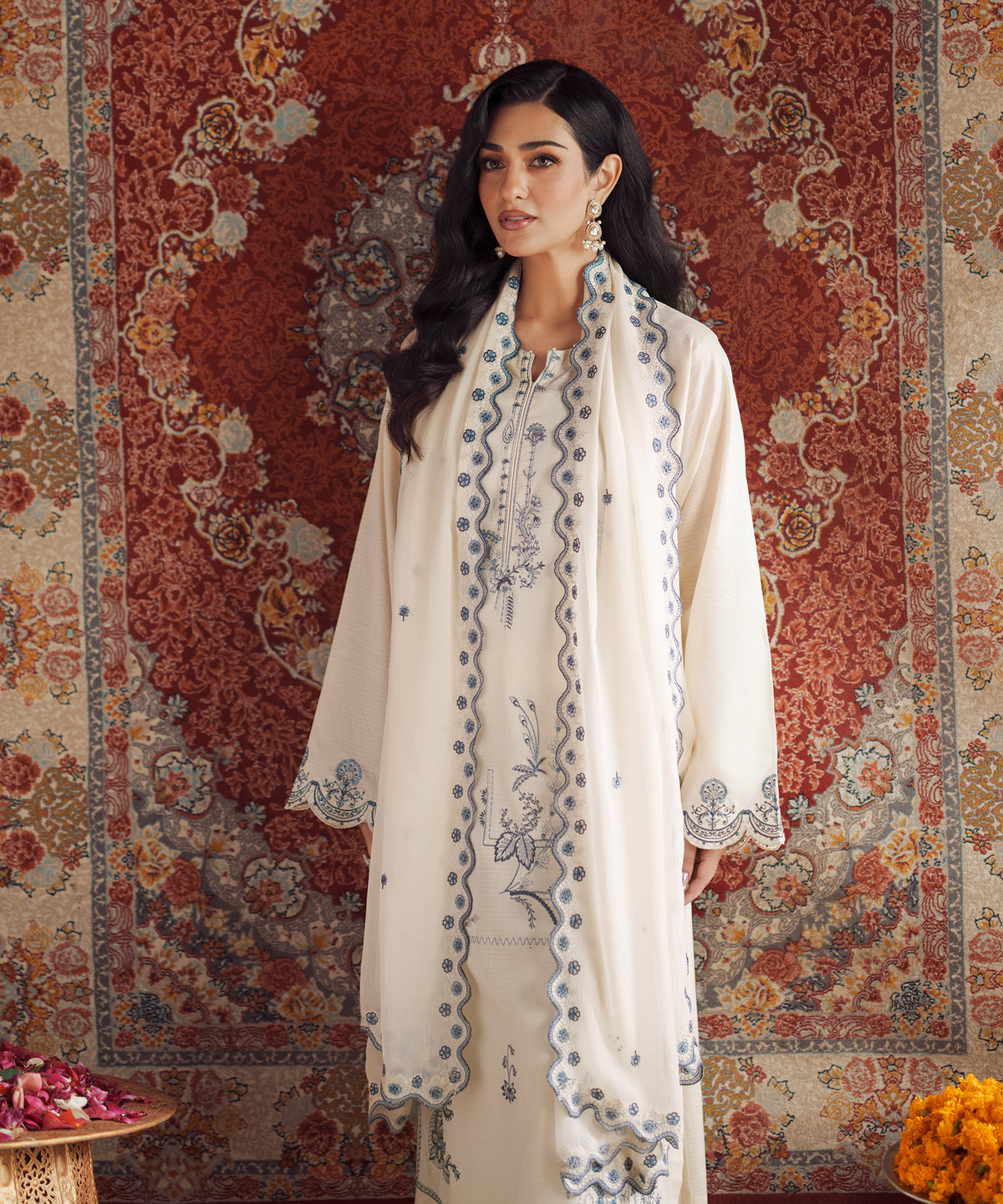 Women Solid Embroidered 3 Piece Suit - UDE271