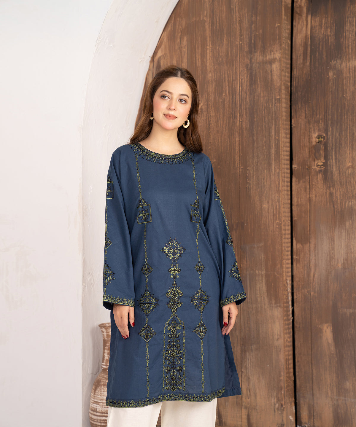 Women Solid Embroidered Shirt - LDS917