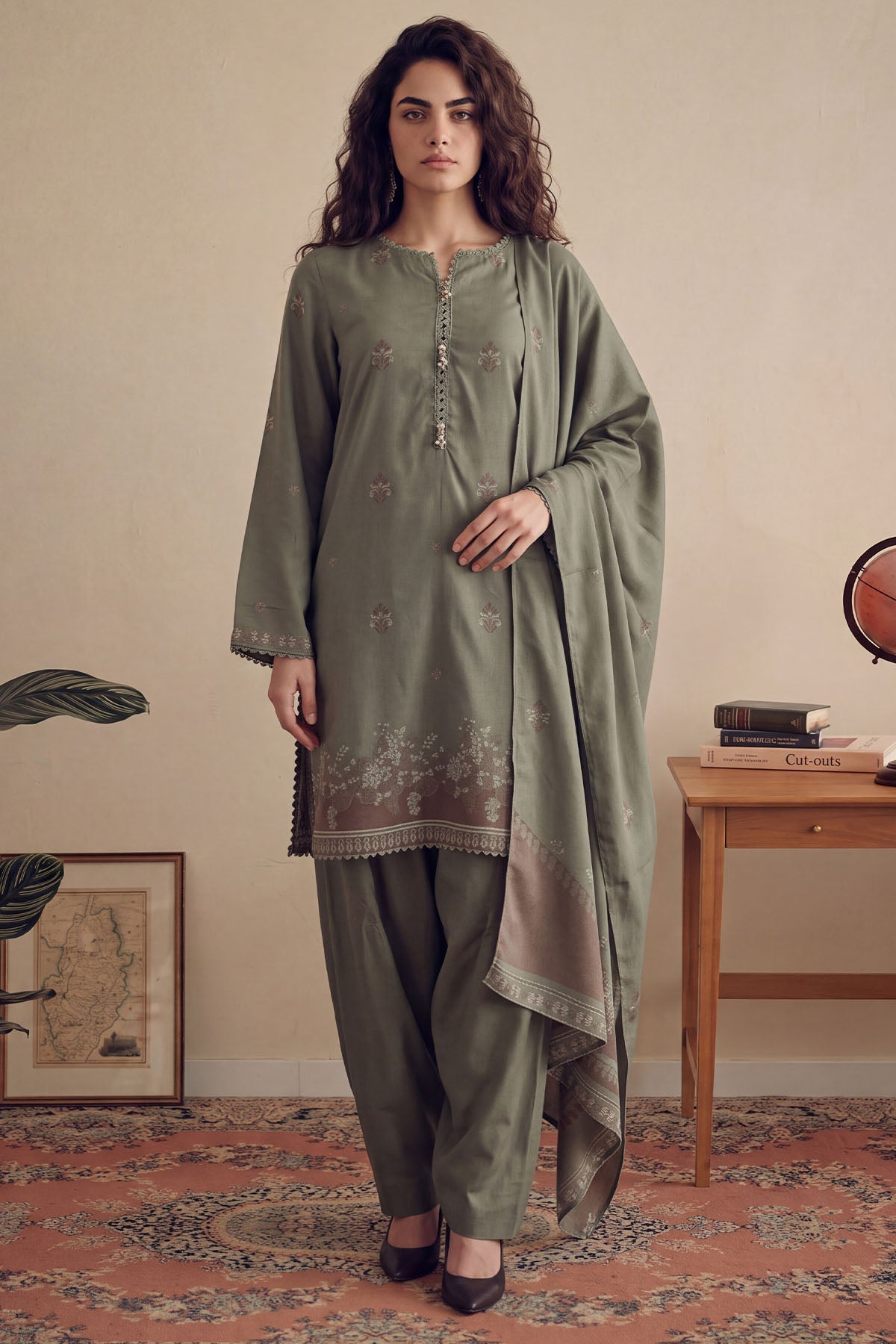 Women Jacquard 3 Piece Suit - JCQ045