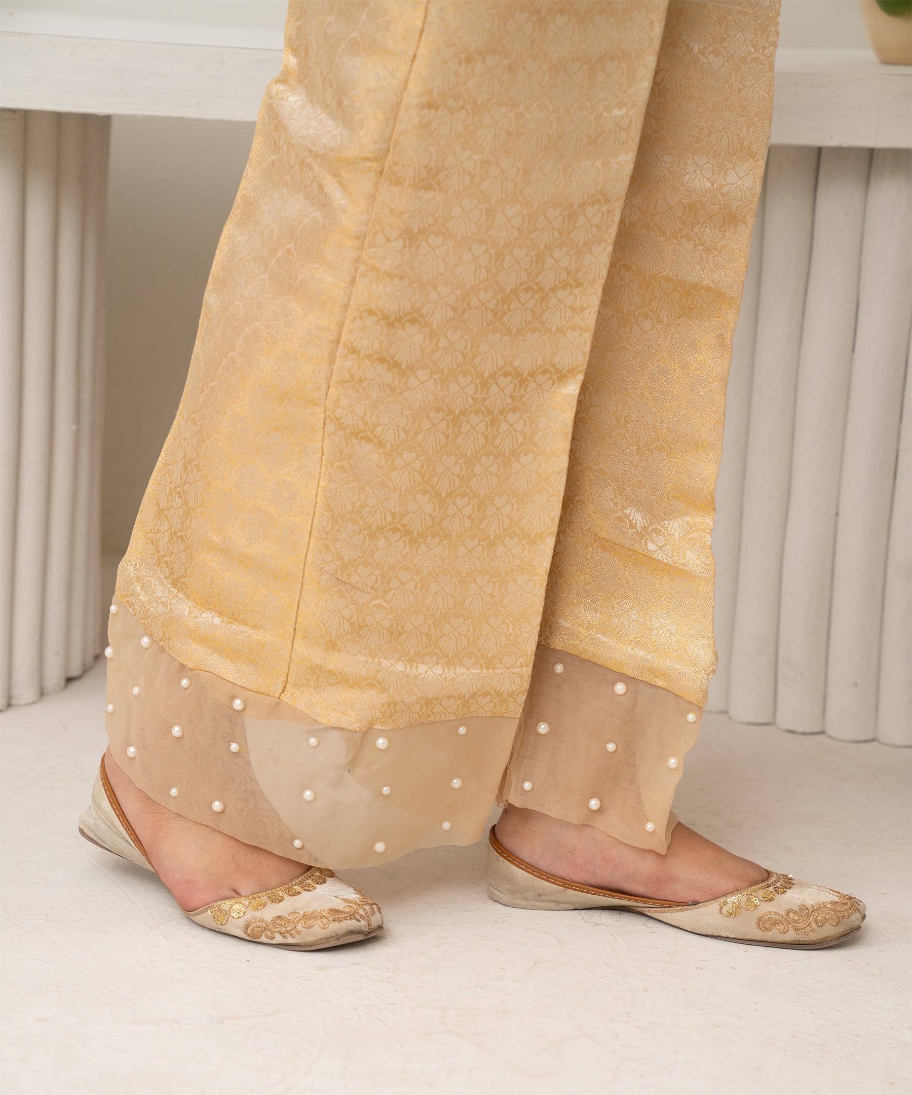 Pakistan Latest Design Of Trousers 2019 Laced Khaddar Trousers