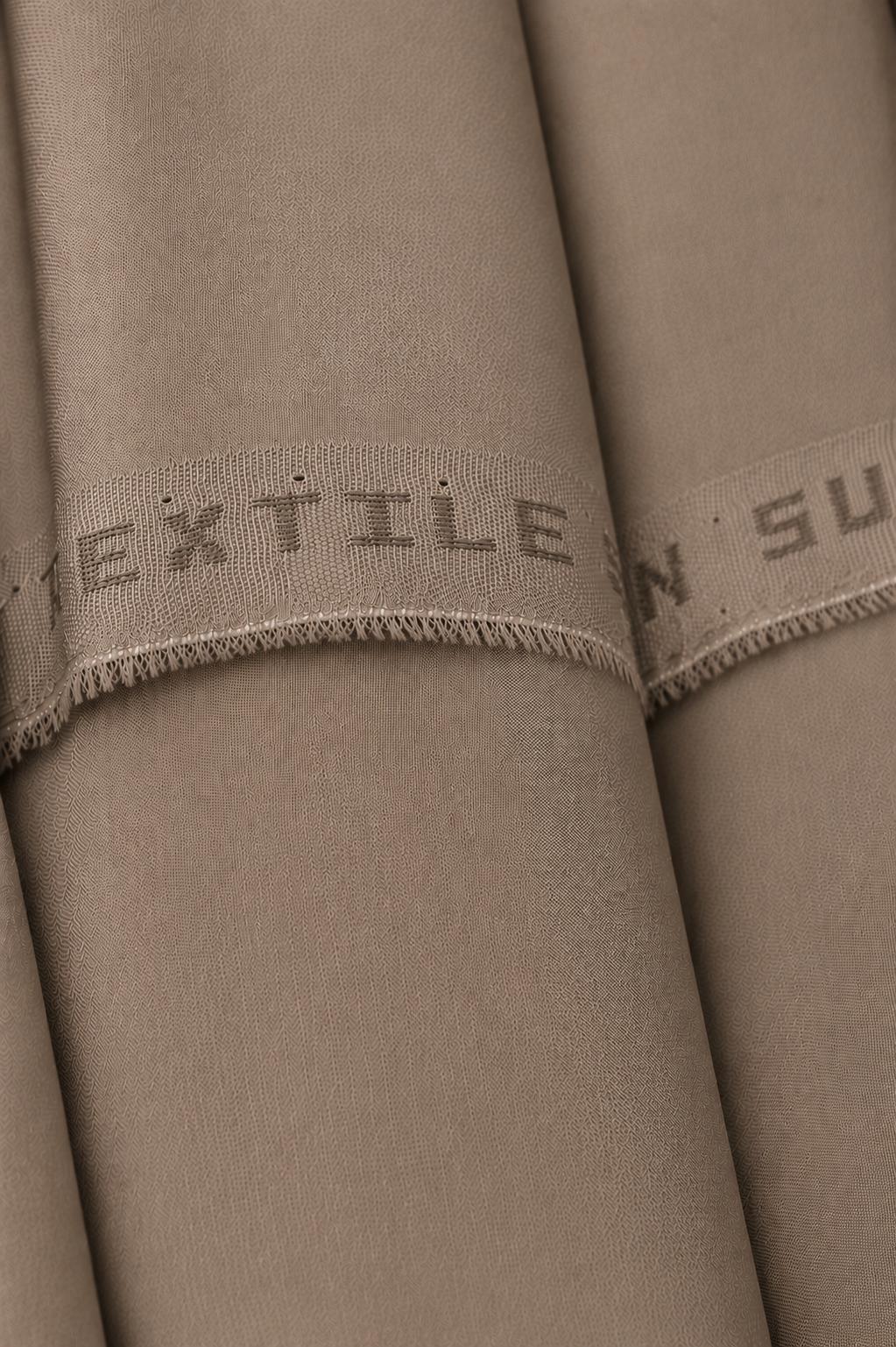 UNIVERSAL COTTON CAMBRIC | COTTON - DARK BROWN
