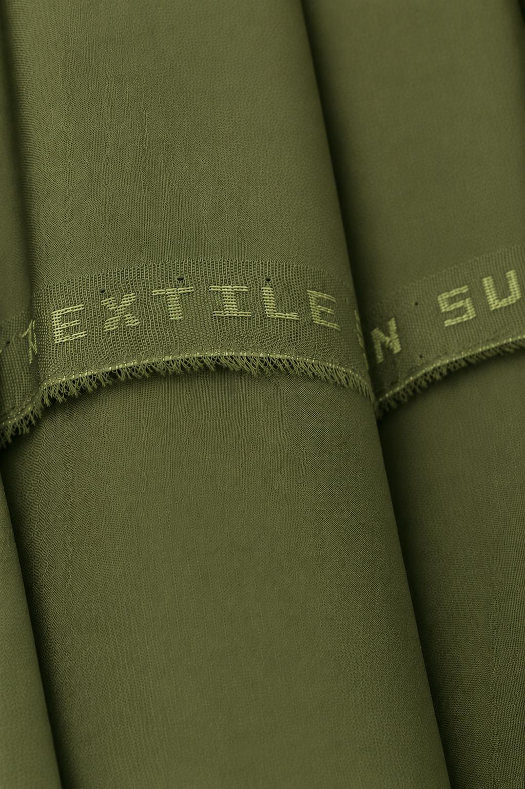 UNIVERSAL COTTON CAMBRIC | COTTON - OLIVE GREEN