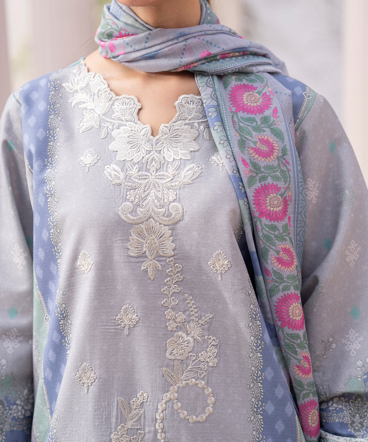 Women Printed Embroidered 3 Piece Suit - CLC649