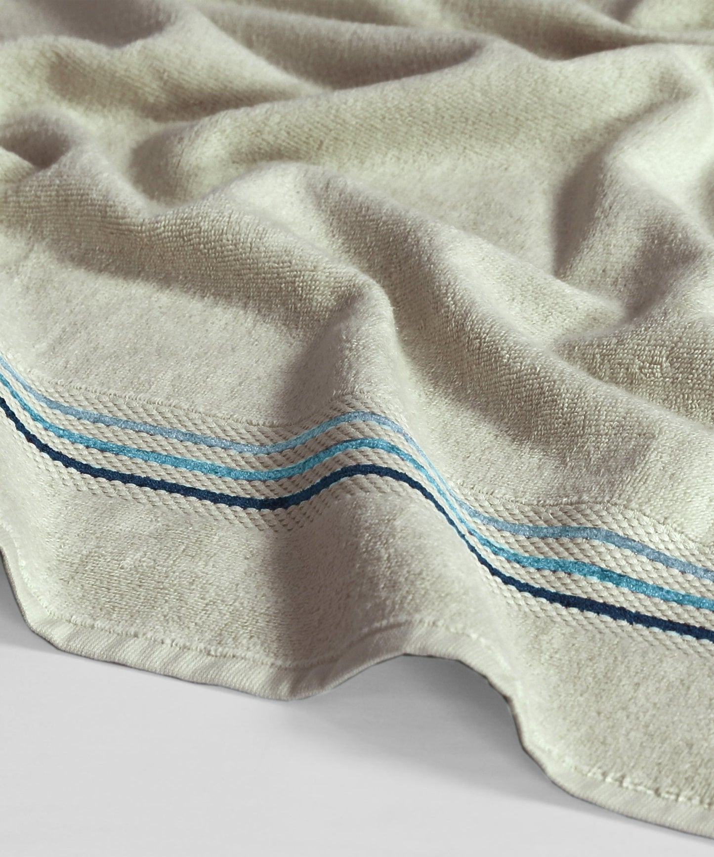 Channel Border Towel - Grey
