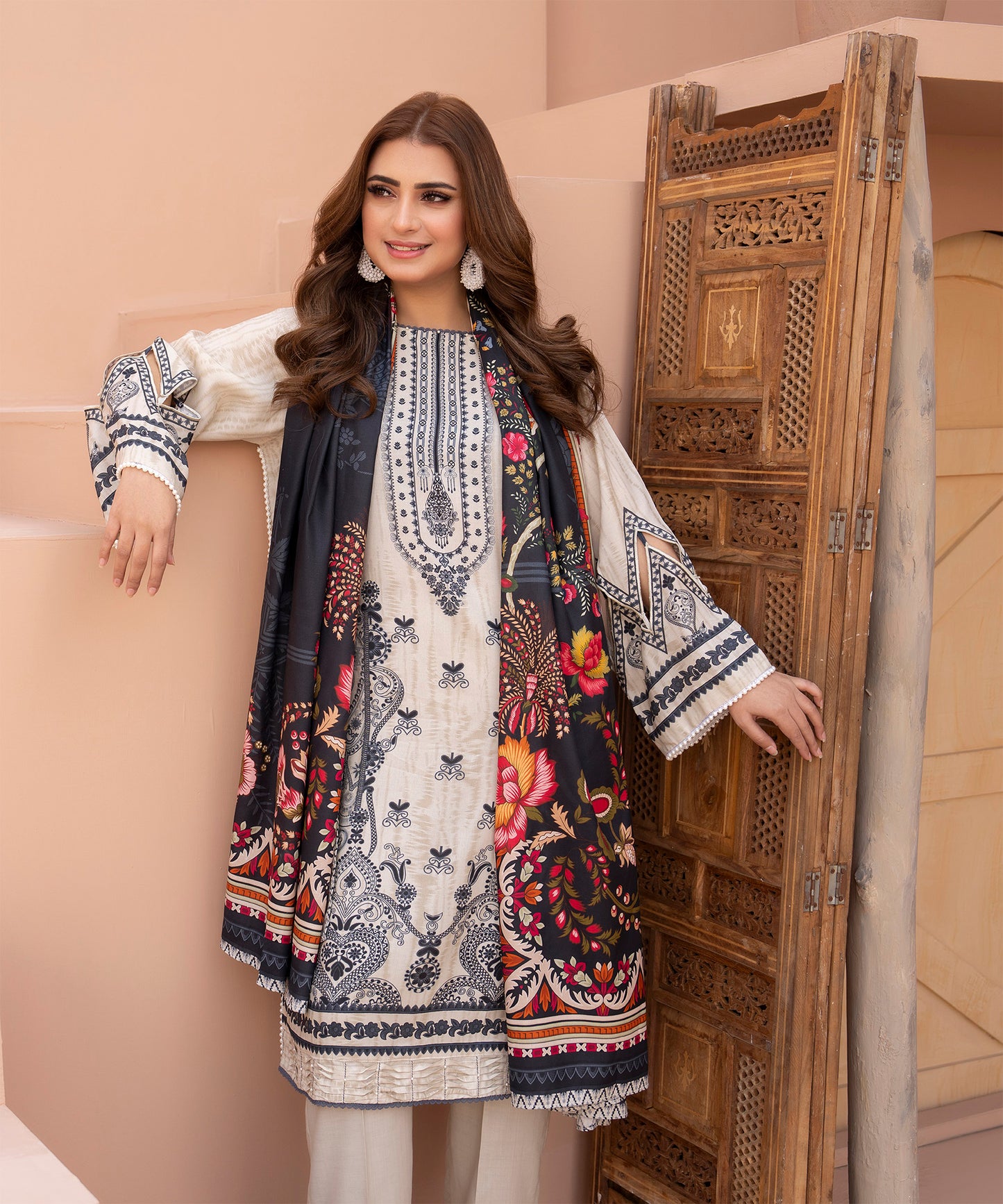 Women Printed 3 Piece Suit  - AND134