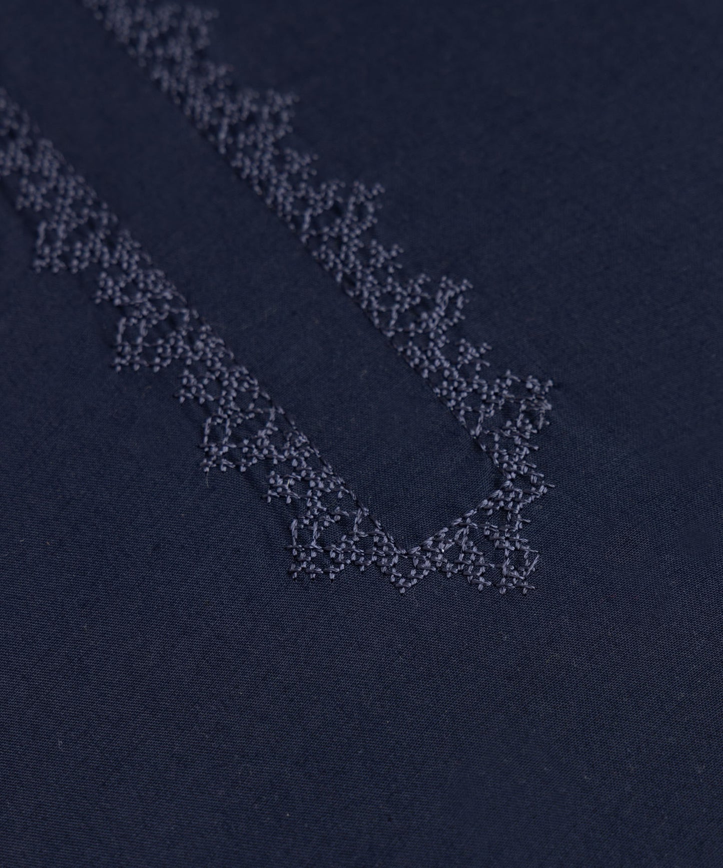 SUPER AMBER EMB | WASH & WEAR -NAVY BLUE