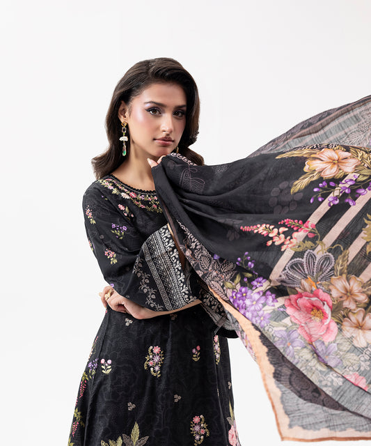 Women Printed Embroidered 3 Piece Suit - UDE201