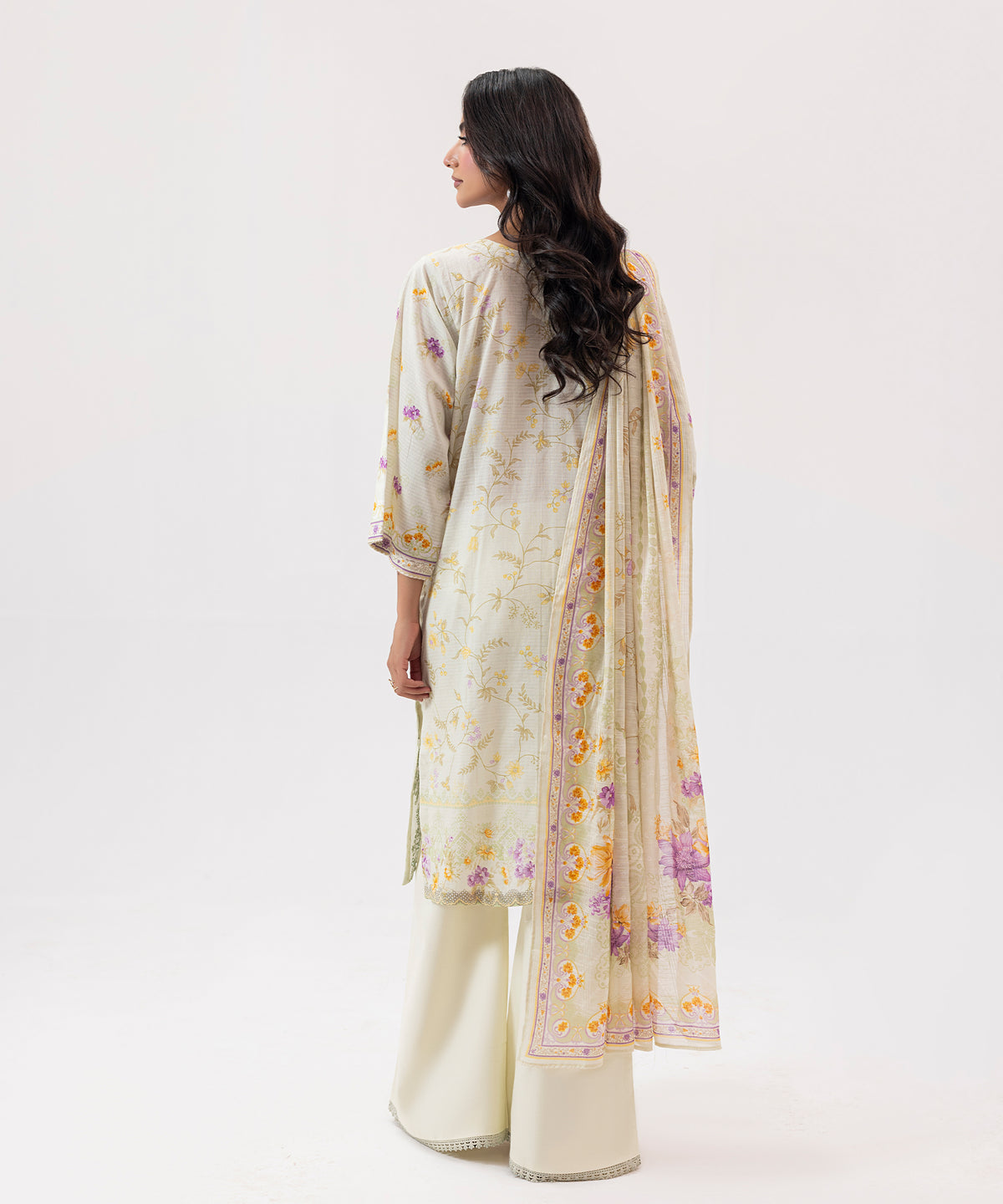 Women Printed Embroidered 3 Piece Suit - UDE203