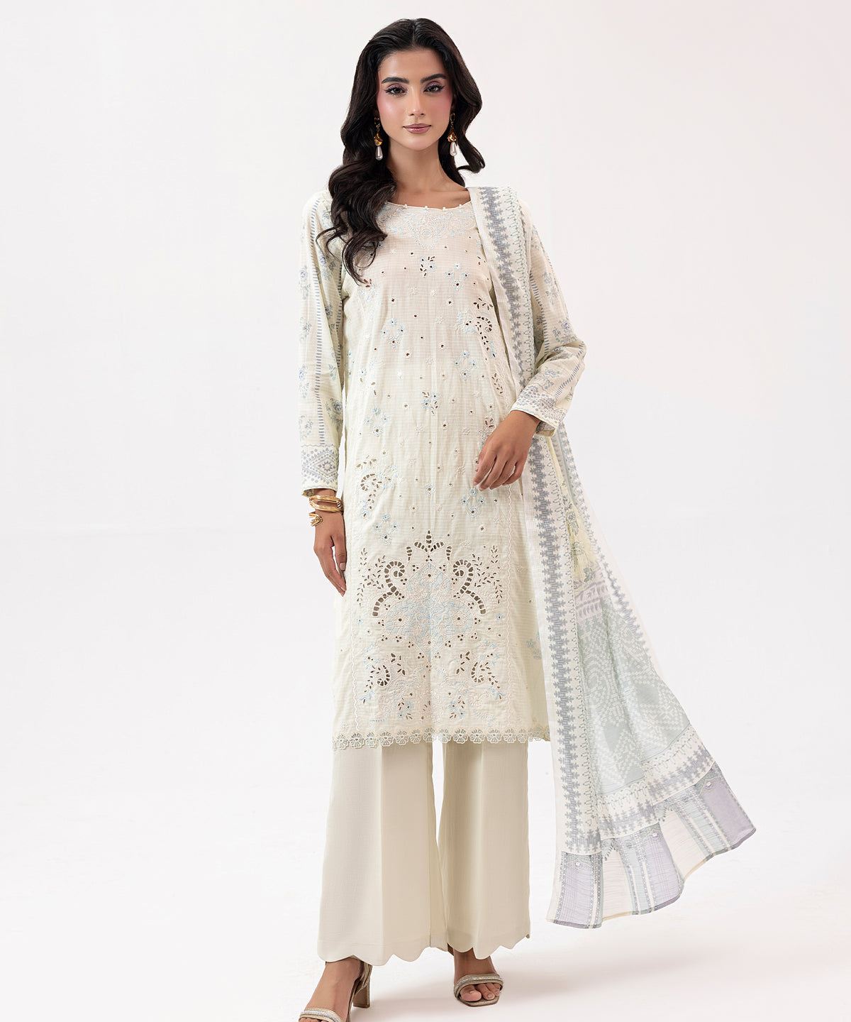 Women Printed Embroidered 3 Piece Suit - UDE206