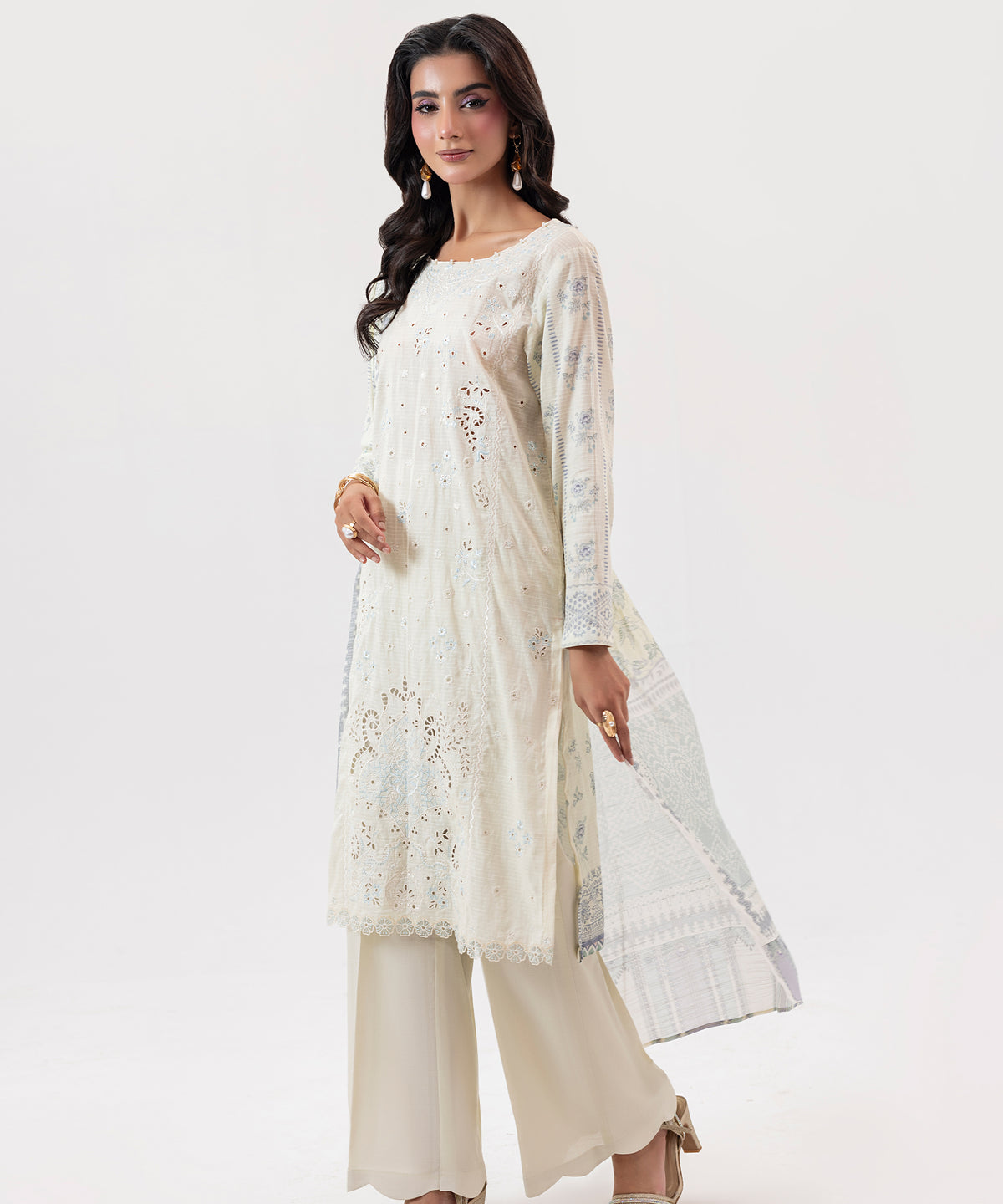 Women Printed Embroidered 3 Piece Suit - UDE206