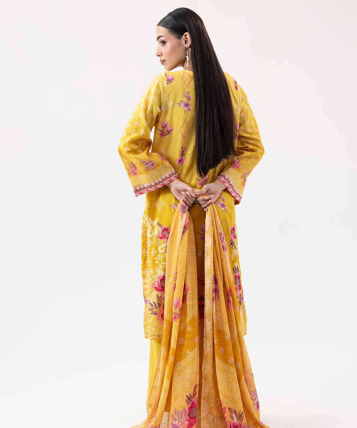 Women Printed Embroidered 3 Piece Suit - UDE207
