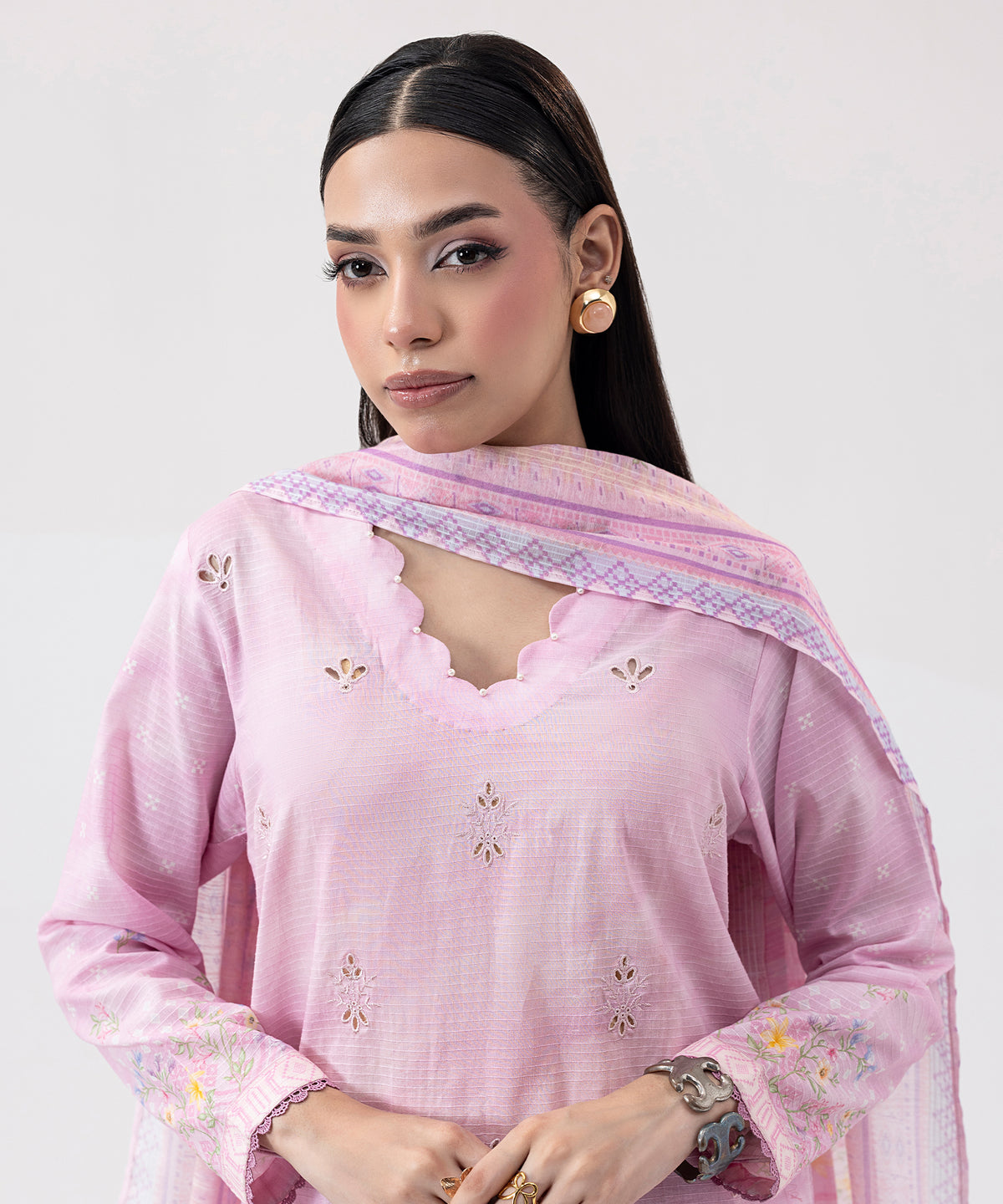 Women Printed Embroidered 3 Piece Suit - UDE209