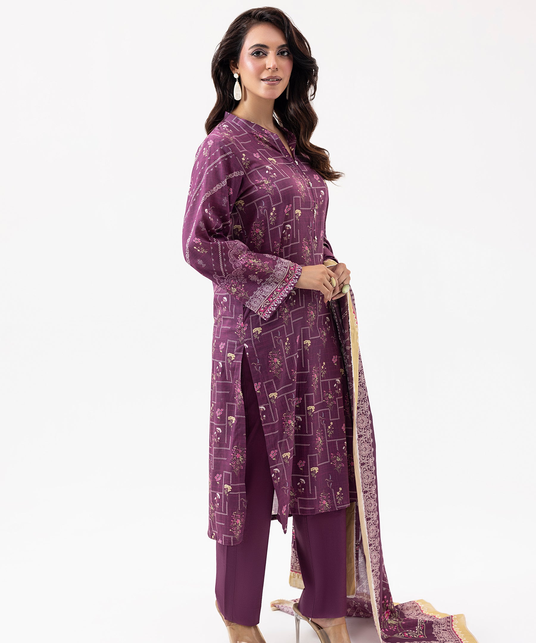 3PC Capital Lawn 2217