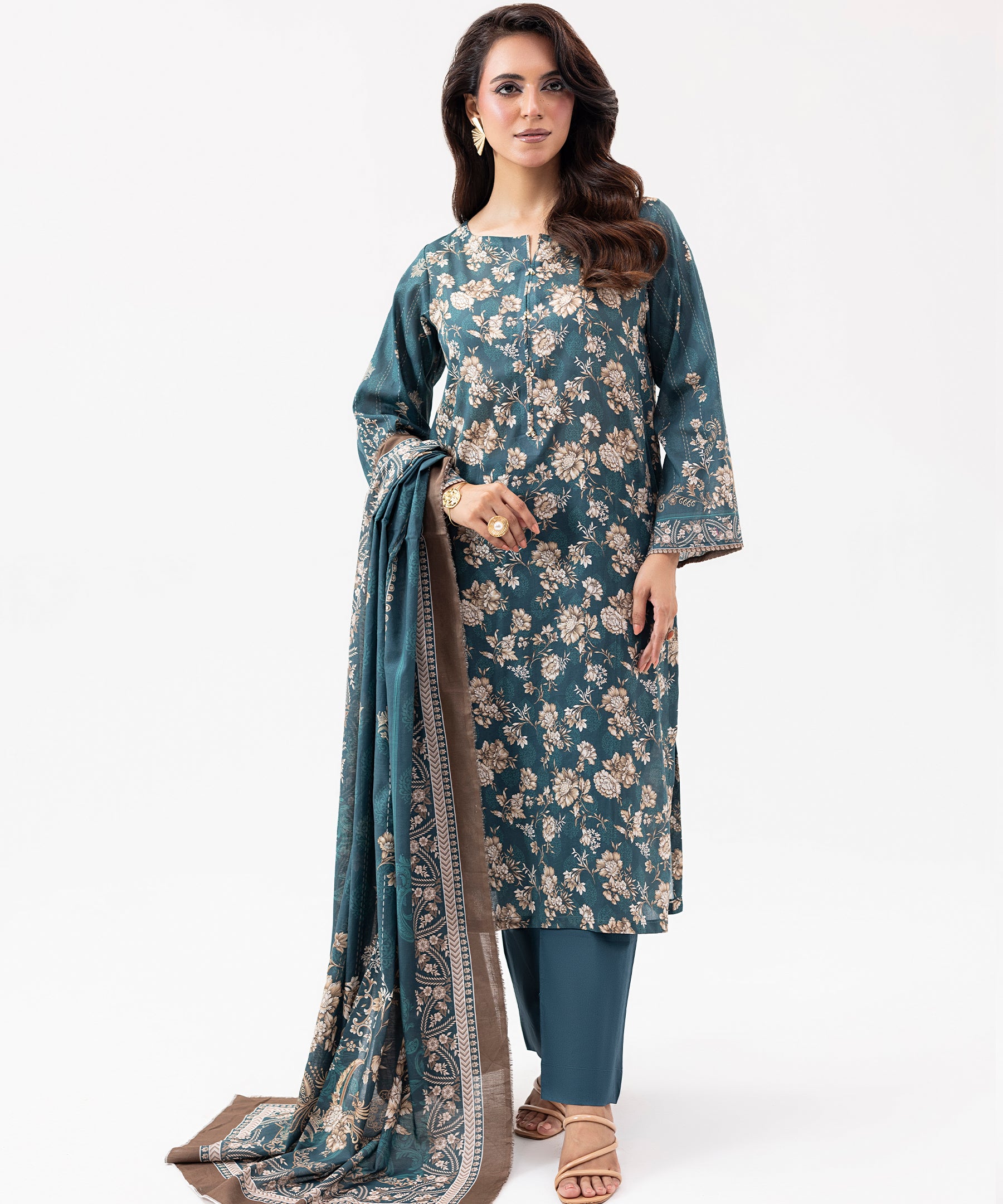 3PC Capital Lawn 2218