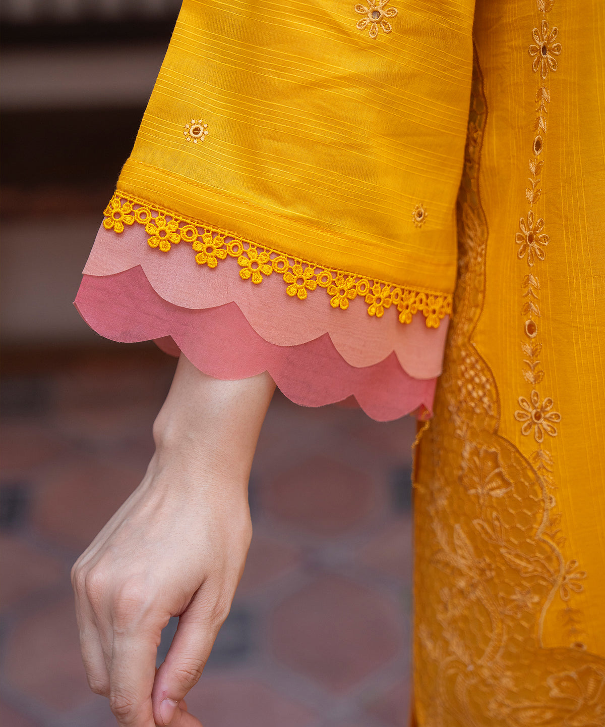 Women Solid Embroidered 3 Piece Suit - UDE231