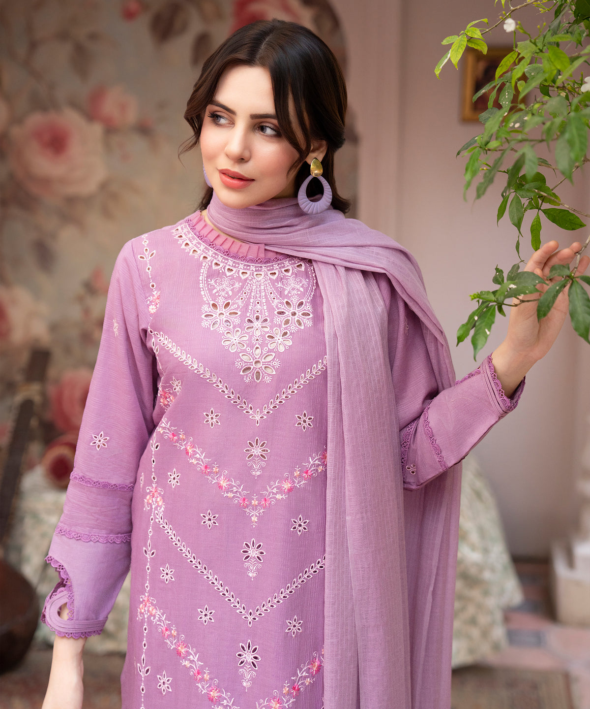 Women Solid Embroidered 3 Piece Suit - UDE232