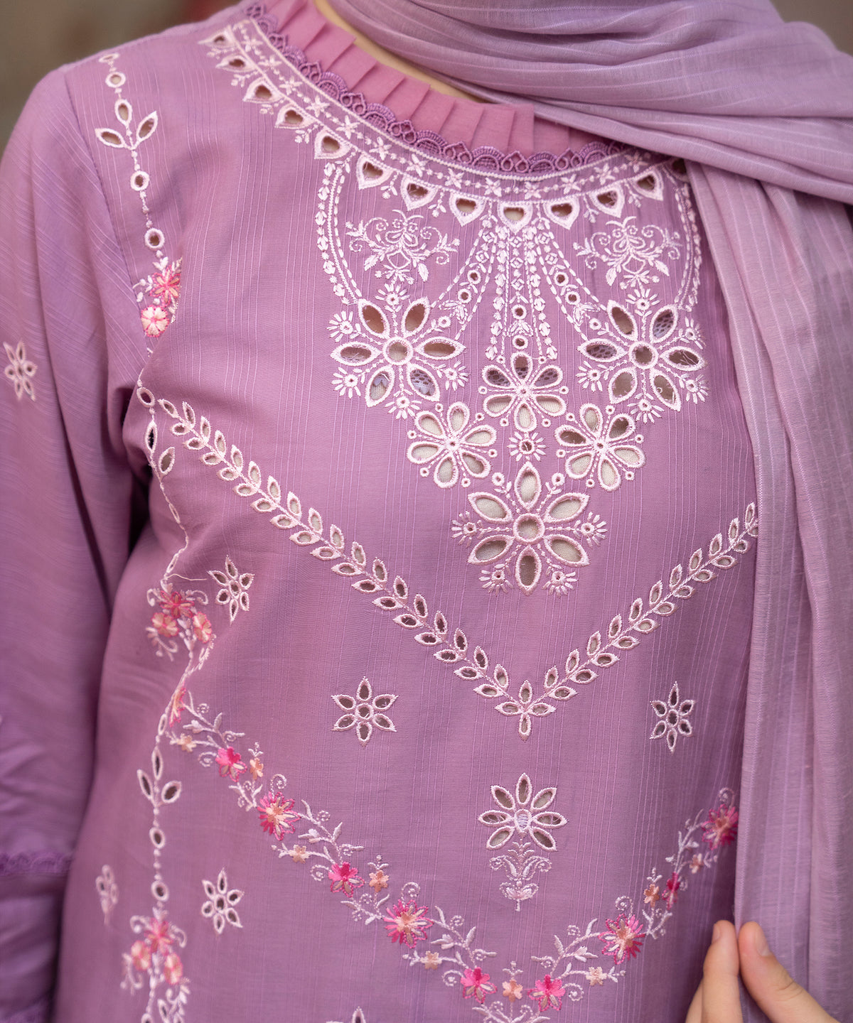 Women Solid Embroidered 3 Piece Suit - UDE232