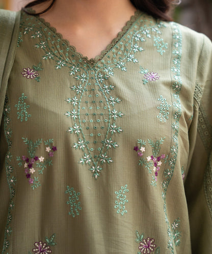 Women Solid Embroidered 3 Piece Suit - UDE235