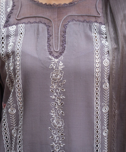 Women Solid Embroidered 3 Piece Suit - UDE236