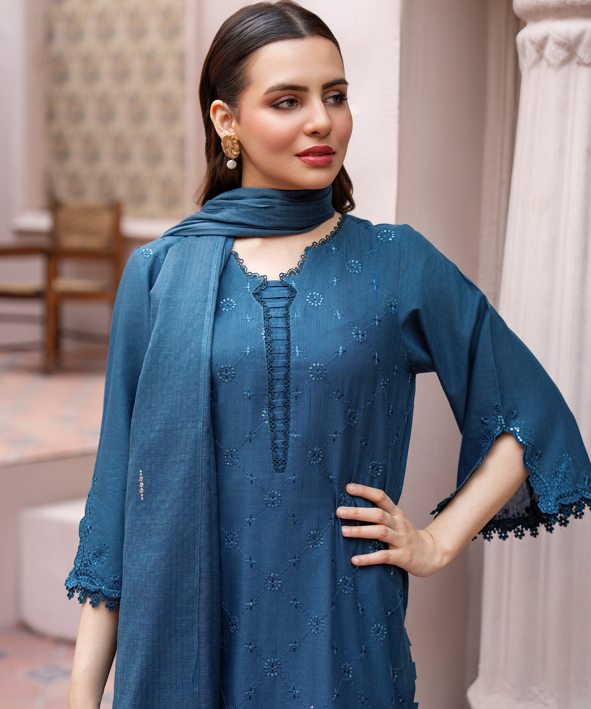 Women Solid Embroidered 3 Piece Suit - UDE237