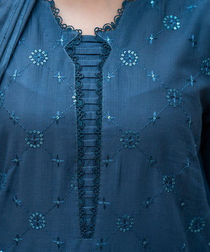Women Solid Embroidered 3 Piece Suit - UDE237