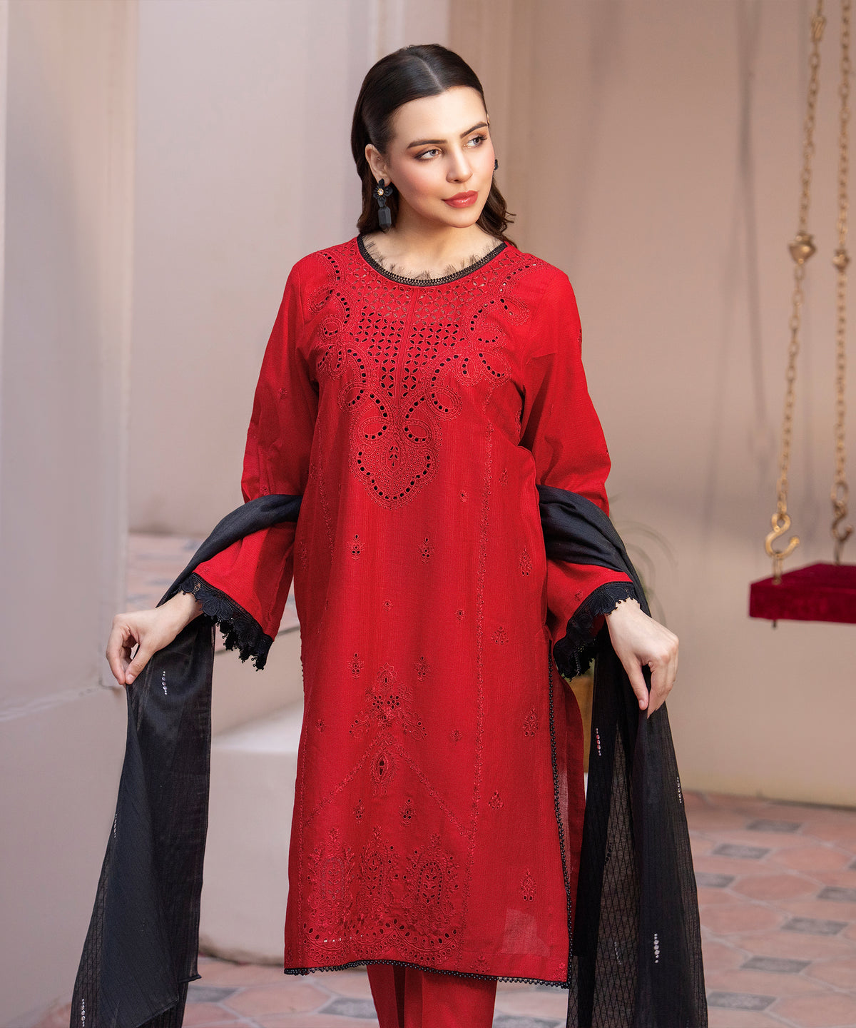 Women Solid Embroidered 3 Piece Suit - UDE239