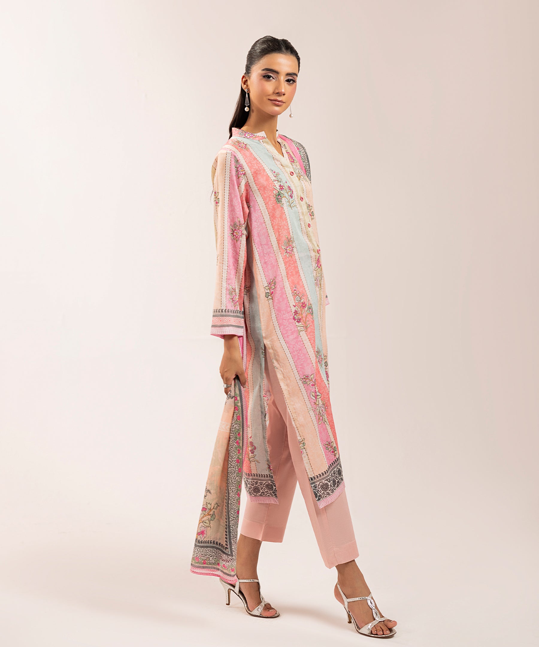 3PC Capital Lawn 2203 - 03