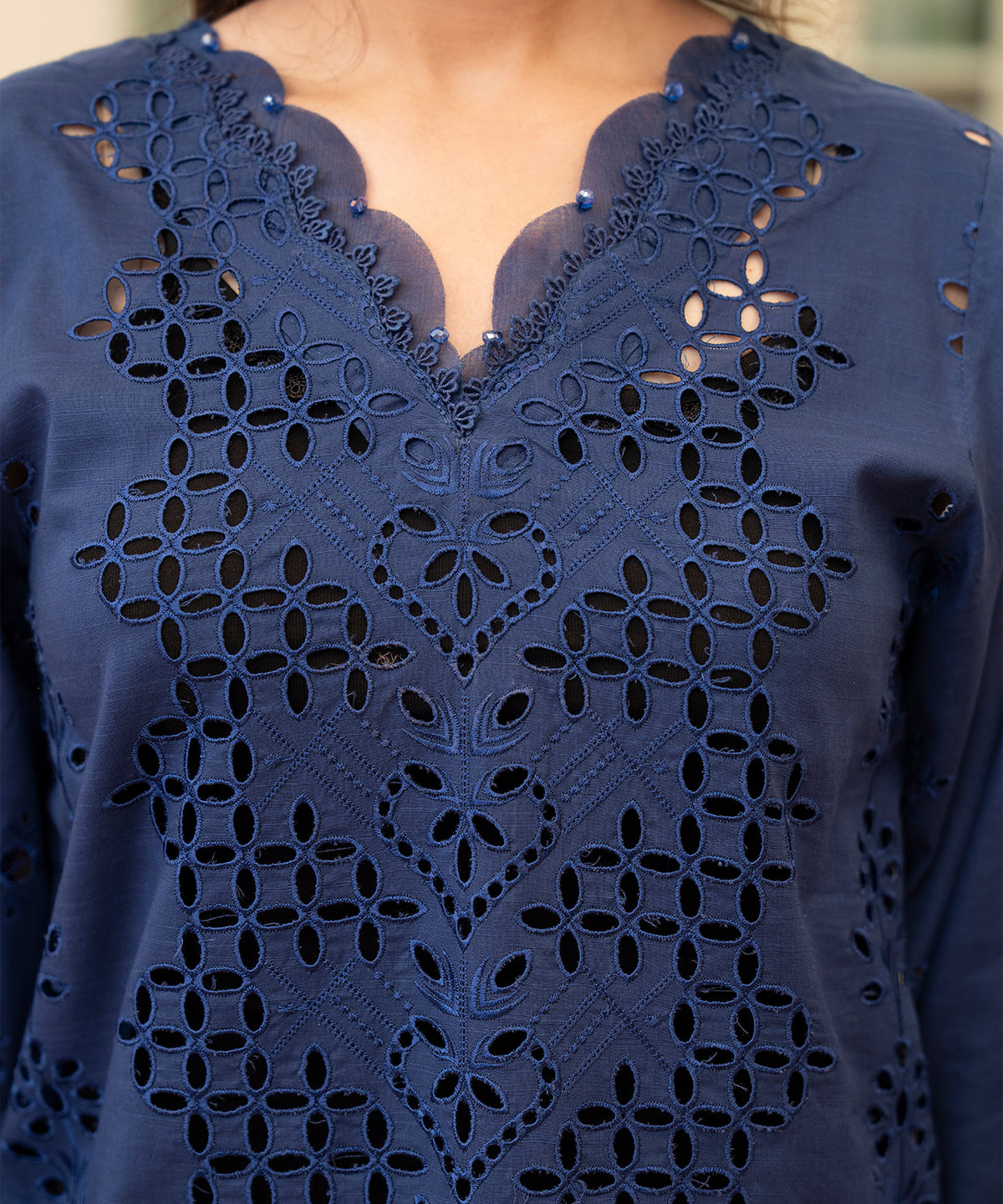 Women Solid Embroidered 3 Piece Suit - UDE241