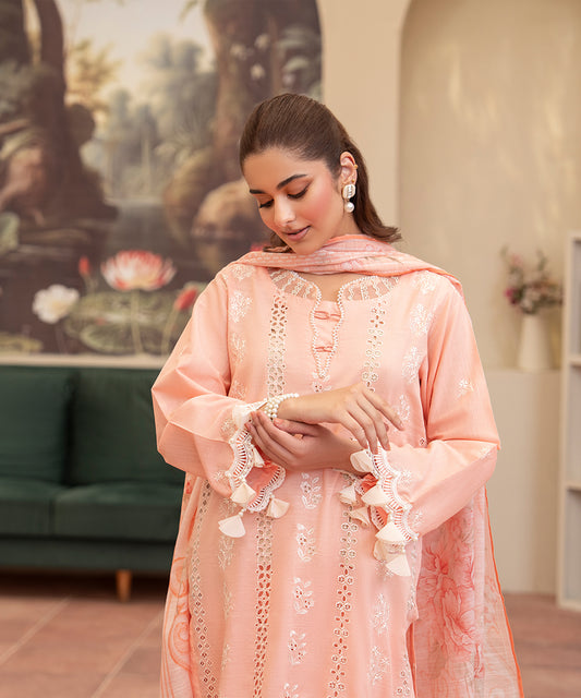 Women Printed Embroidered 3 Piece Suit - UDE248