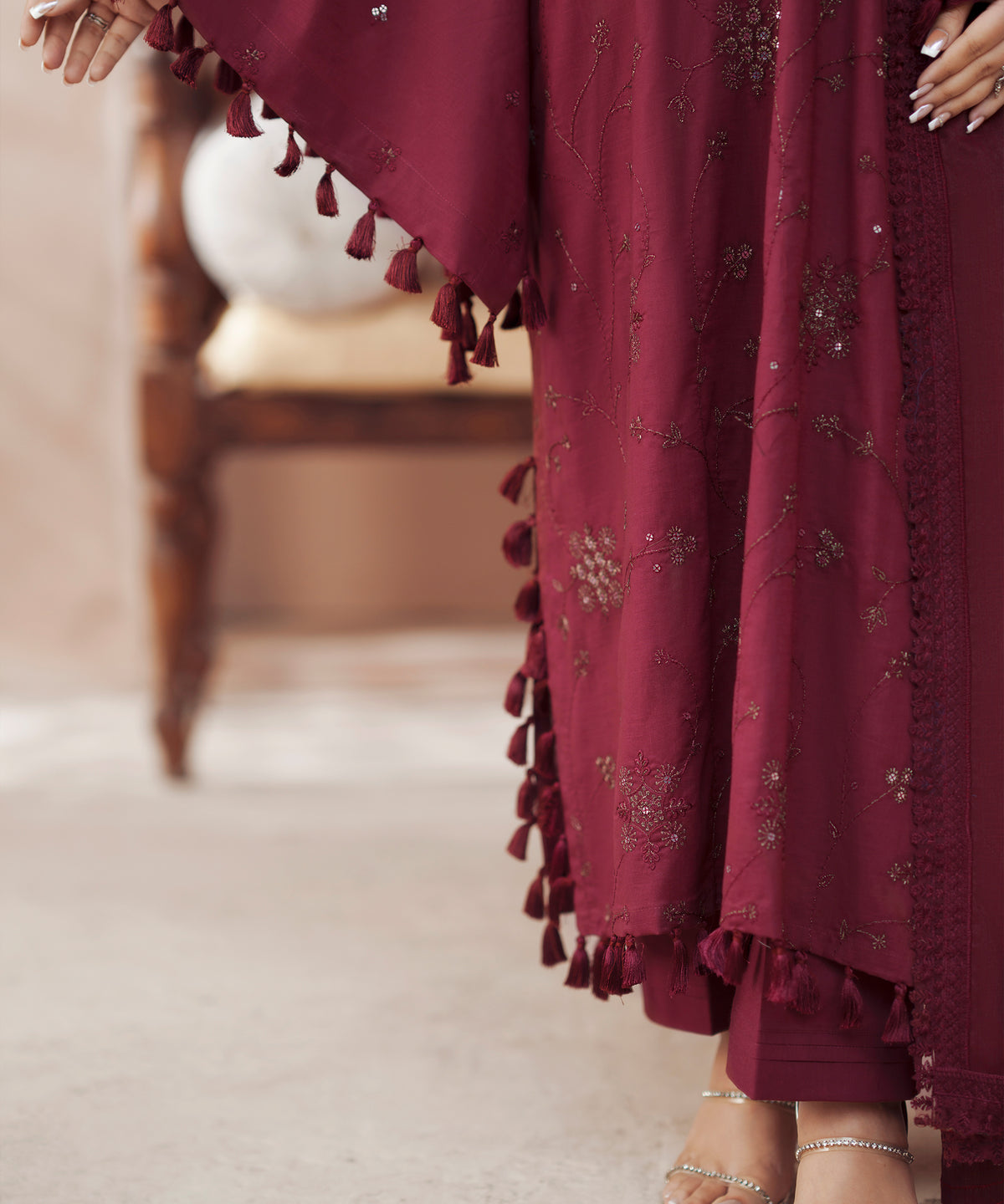 Women Solid Embroidered 3 Piece Suit - UDE251