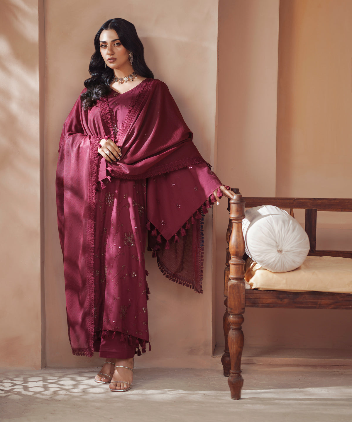 Women Solid Embroidered 3 Piece Suit - UDE251