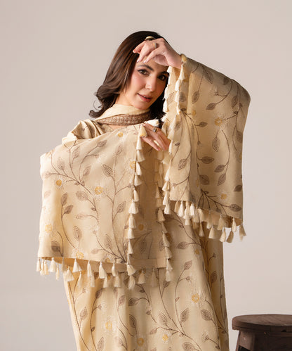 Women Solid Embroidered 3 Piece Suit - UDE258