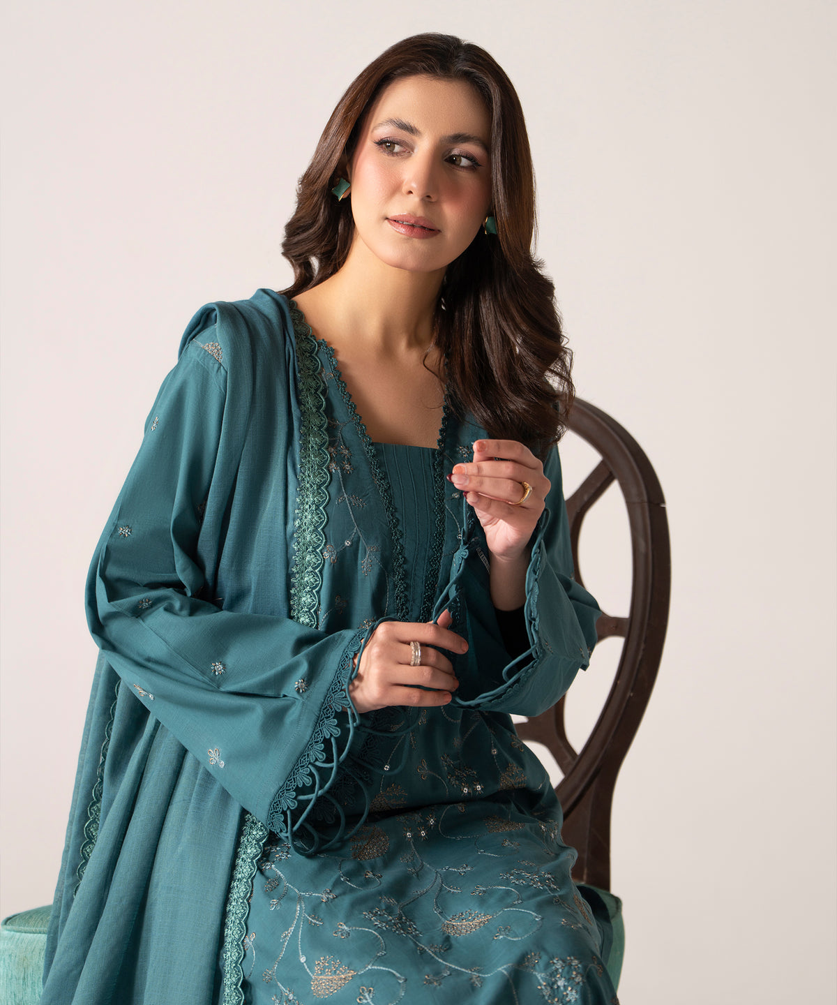 Women Solid Embroidered 3 Piece Suit - UDE259