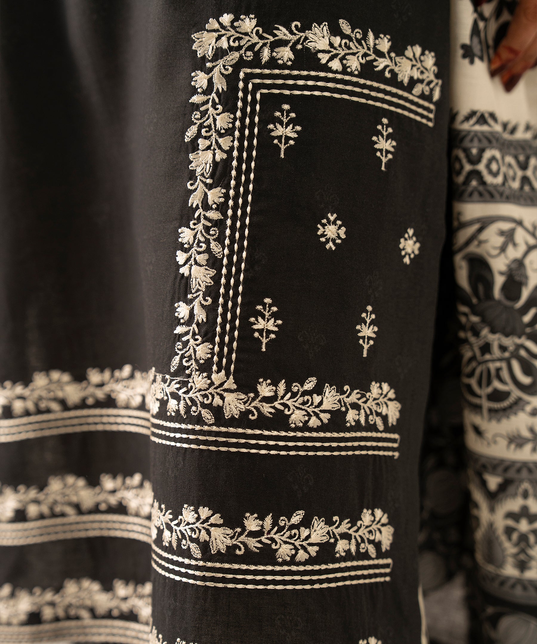 3PC Printed Embroidered Khaddar - 2606