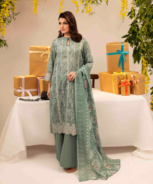Women Printed Embroidered 3 Piece Suit - UDE262