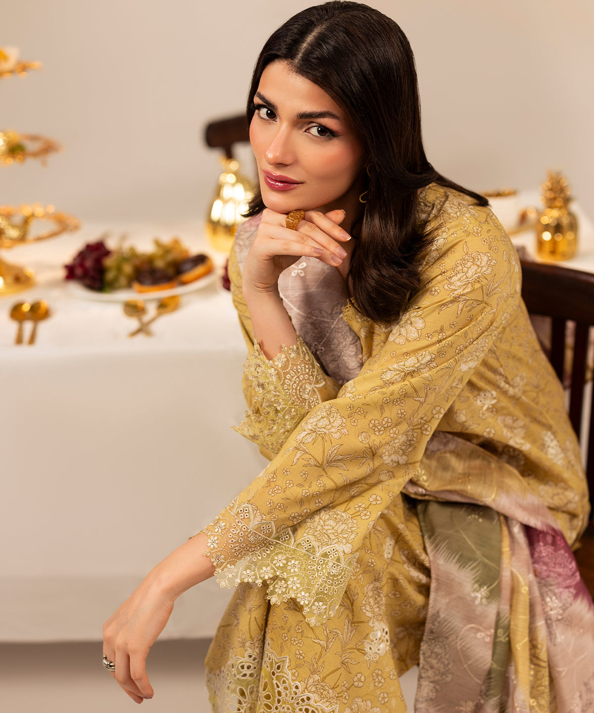 Women Printed Embroidered 3 Piece Suit - UDE265