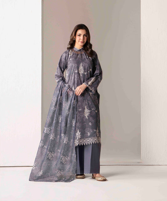 Women Printed Embroidered 3 Piece Suit - UDE267