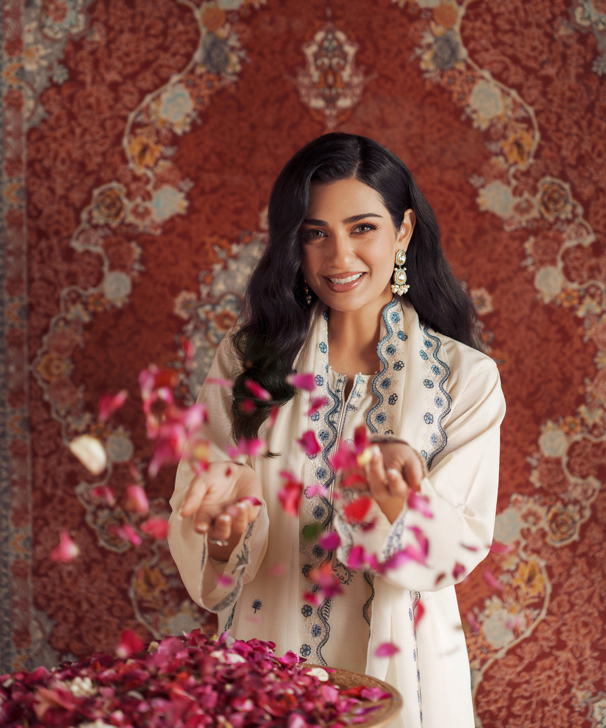 Women Solid Embroidered 3 Piece Suit - UDE271