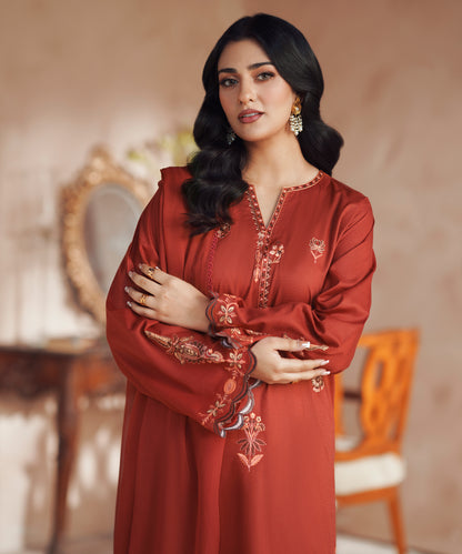 Women Solid Embroidered 3 Piece Suit - UDE272