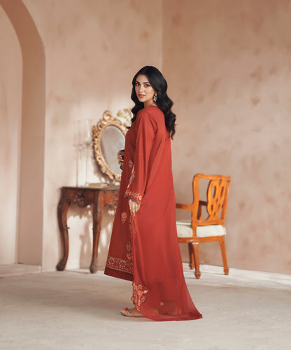 Women Solid Embroidered 3 Piece Suit - UDE272