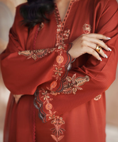 Women Solid Embroidered 3 Piece Suit - UDE272