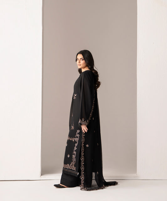 Women Solid Embroidered 3 Piece Suit - UDE279
