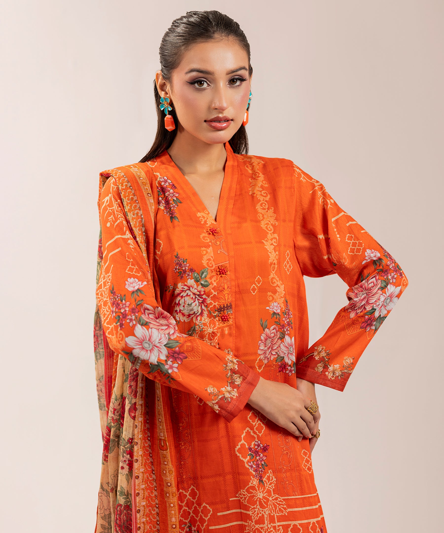 3PC Capital Lawn 2206 - 06