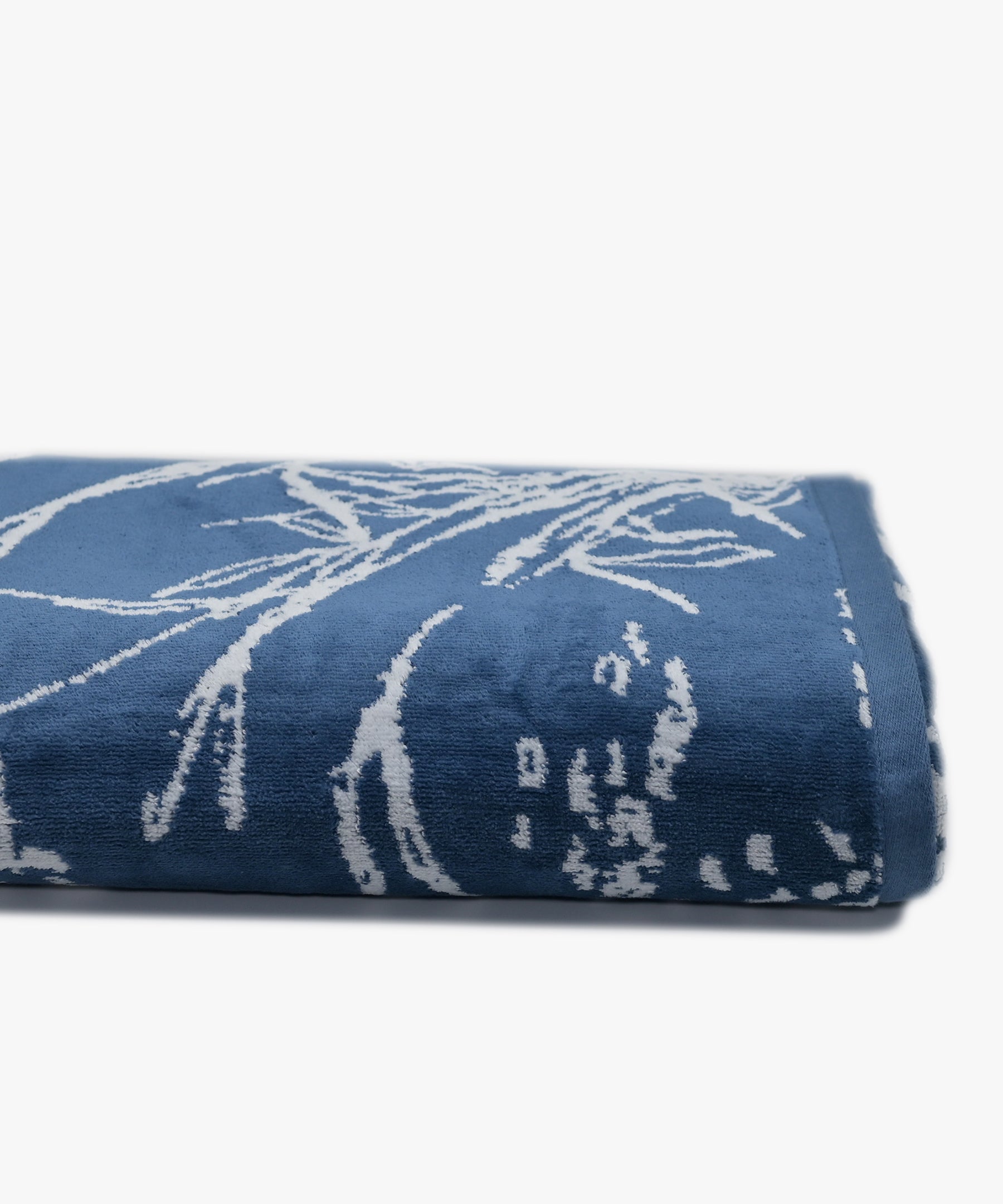 Yarn Dyed Velour Bath Towel - WHT