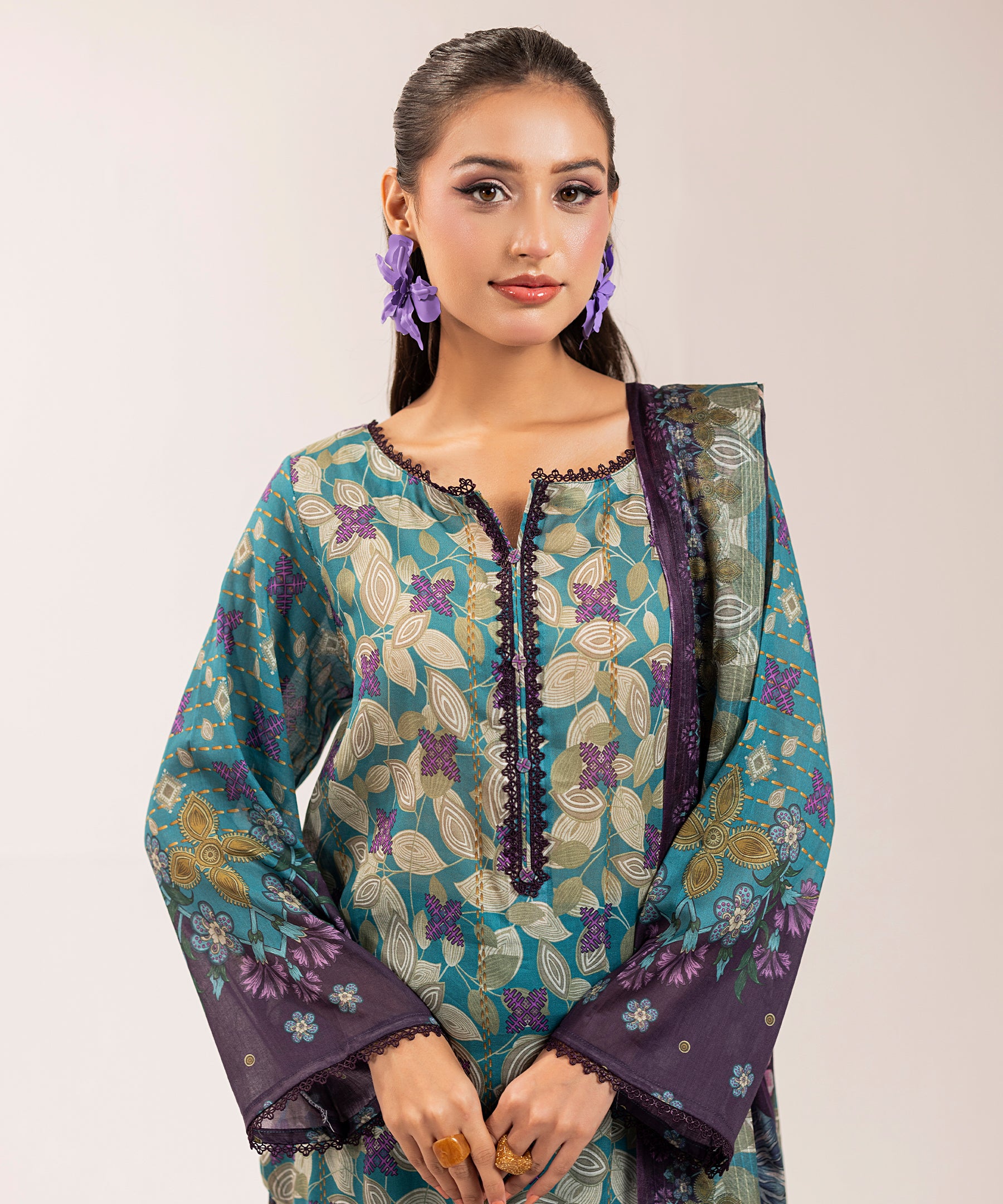 3PC Capital Lawn 2207 - 07