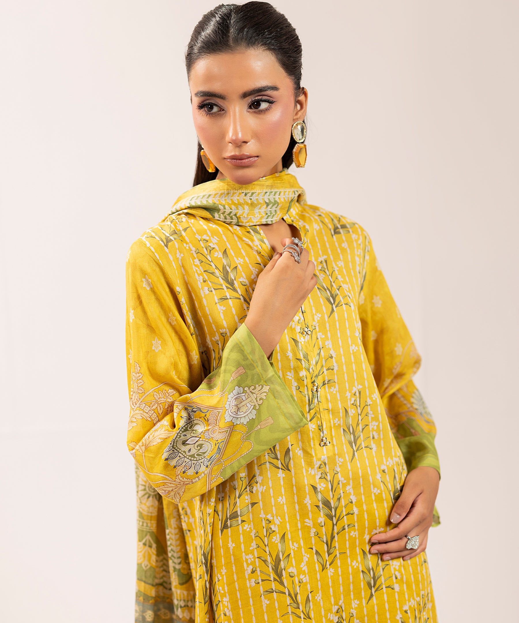 3PC Capital Lawn 2209 - 09