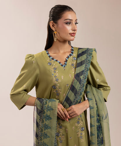 Women Solid Embroidered 3 Piece Suit - ARTY67