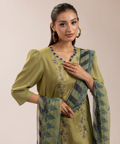 Women Solid Embroidered 3 Piece Suit - ARTY67