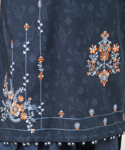 Women Printed Embroidered 3 Piece Suit - CLAC82