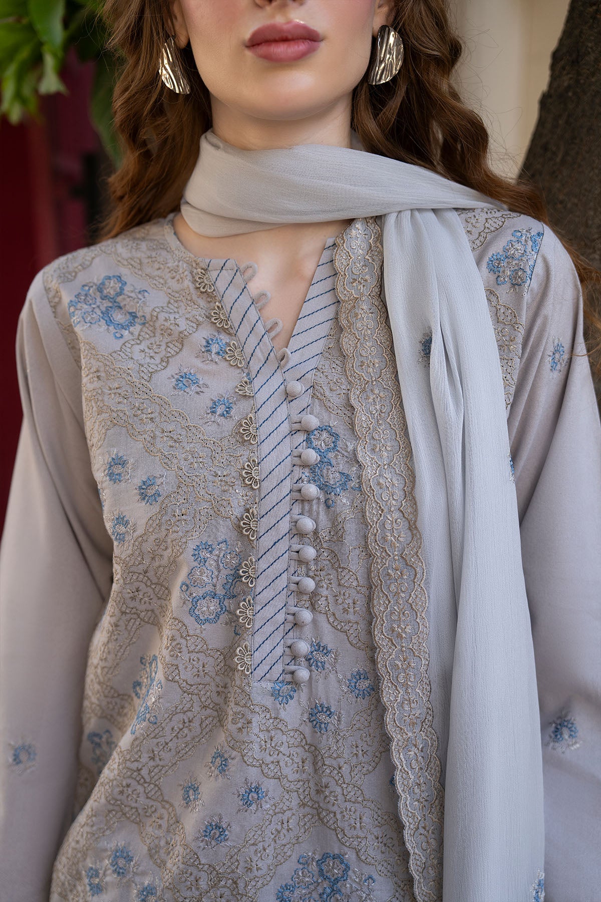 Women Solid Embroidered 3 Piece Suit - ATY009